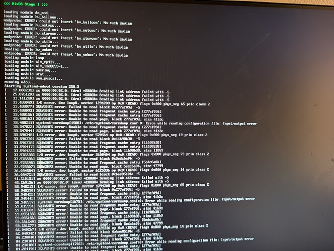 NixOS Live ISO on USB Dongle: failing to boot