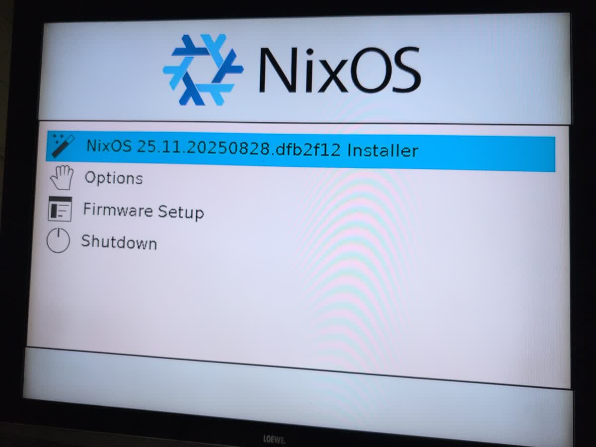Live iso not getting further than installer menu selection - Help ...
